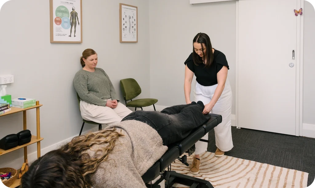 Family chiropractic clinic offering family chiropractic services for children, teens, adults and aged care.