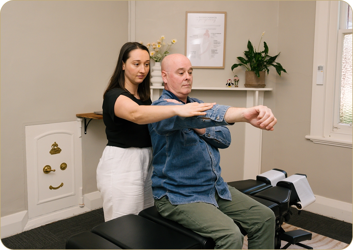Chiropractors for elderly and older patients with kinfolk chiropractic service.